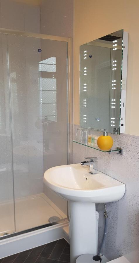 Ensuite At The Ring Pub Bed & Breakfast *