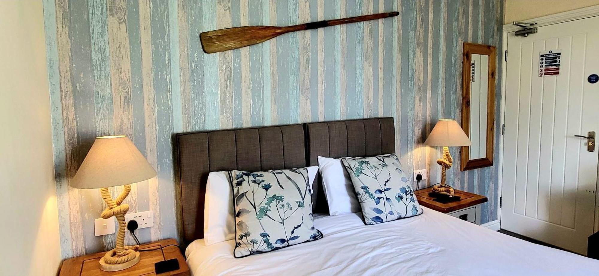 Bed and breakfast Ensuite At The Ring Pub Gwredog
